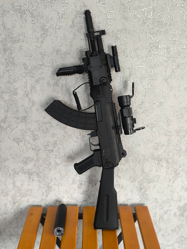 تفنگ اسباب بازی تیر ژلهای مدل کلاش AK12 فول اکسسوری زیبا و خفن