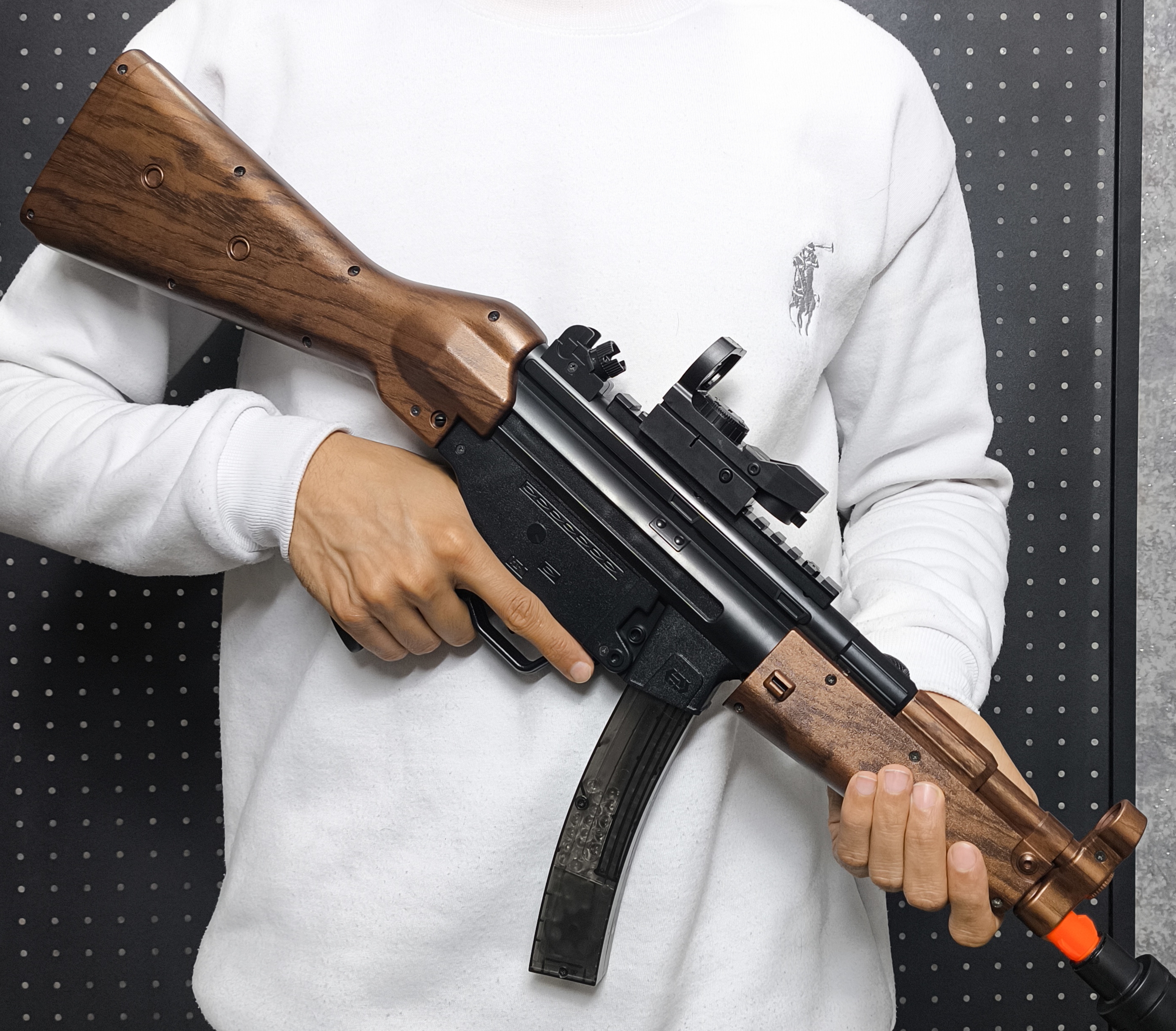 تفنگ تیر ژله‌ای MP5 K مشکی با قنداق جداشونده اسلحه اسباب بازی ایرسافت M4 کلاش کلت جنگ